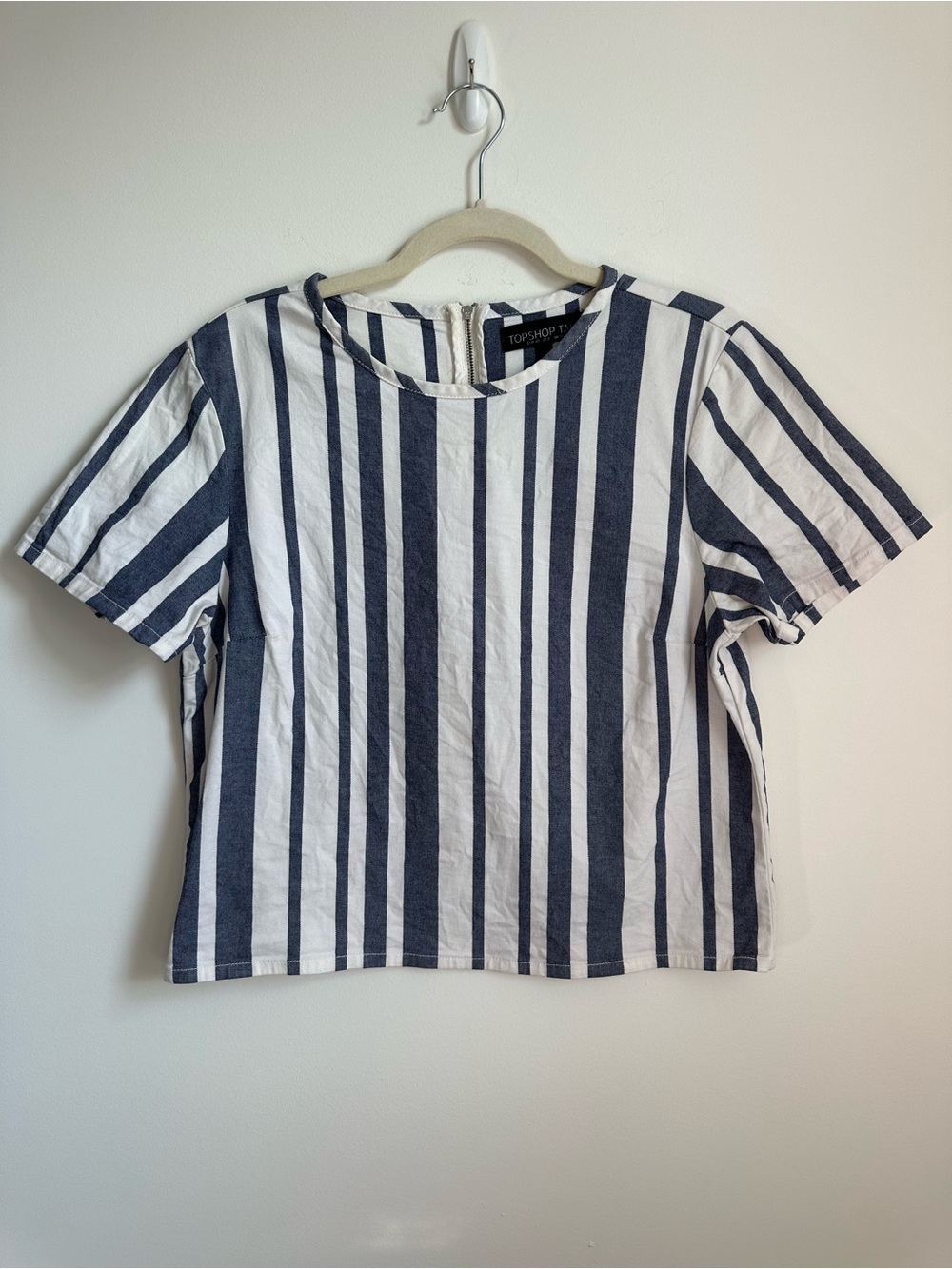 Topshop Women’s Tall Navy & White Striped Short Sleeve Tee Slightly Cropped